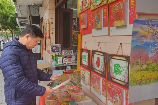 Ấn phẩm lịch Tết 2024 có gì?