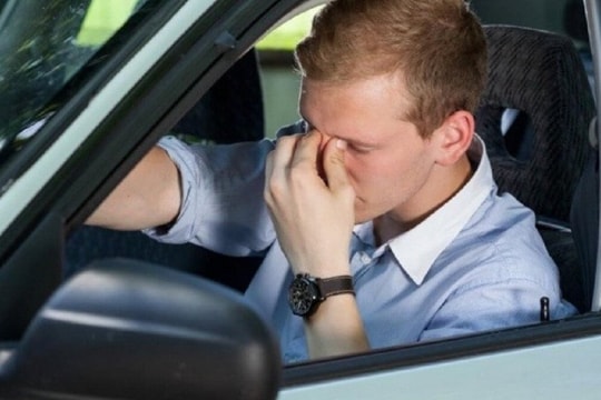 Sự thật về ảo giác đi lùi khi lái xe