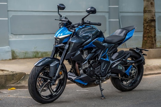 Zontes 350R1 - nakedbike hơn 300 phân khối rẻ nhất Việt Nam