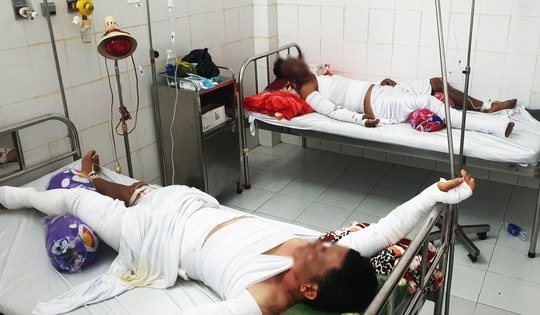 Tạm giữ 1 nam thanh niên sau vụ nổ nghi do tự chế pháo khiến 2 người chết