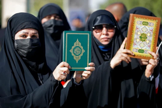 Đan Mạch thông qua dự luật coi đốt kinh Koran nơi công cộng là phạm pháp