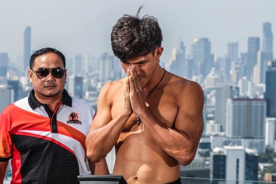 Thua knock-out, Nguyễn Trần Duy Nhất xin lỗi người hâm mộ