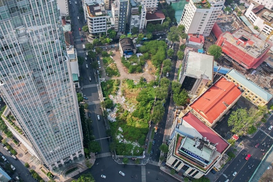 Hiện trạng 7 khu đất vàng bỏ hoang ở trung tâm TP Hồ Chí Minh