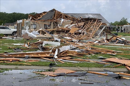 Bão, lốc xoáy tấn công bang Tennessee, Mỹ gây thiệt hại nghiêm trọng