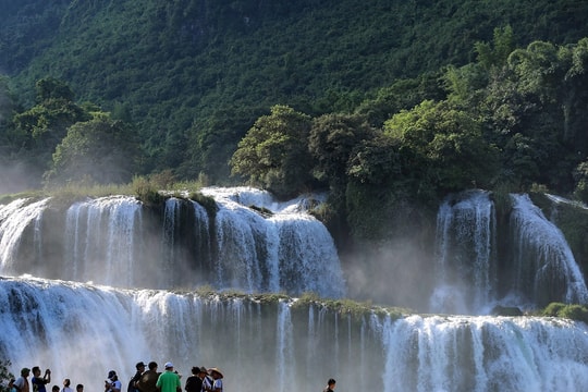 Cao Bằng quảng bá, nỗ lực kéo khách đến "xứ sở thần tiên"