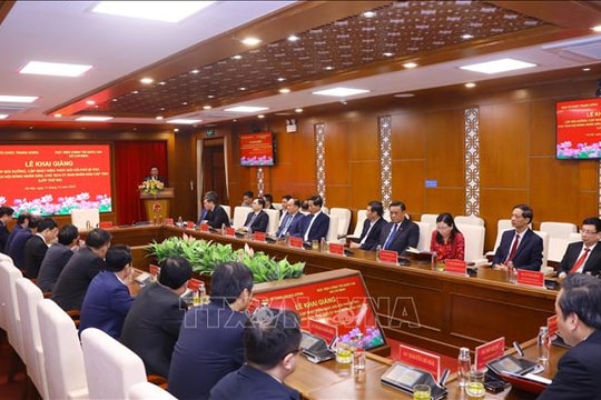 Bồi dưỡng, cập nhật kiến thức đối với Phó Bí thư, Chủ tịch HĐND, UBND cấp tỉnh