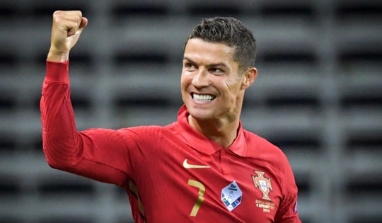 Ronaldo là vận động viên được tìm kiếm nhiều nhất trên Google trong 25 năm