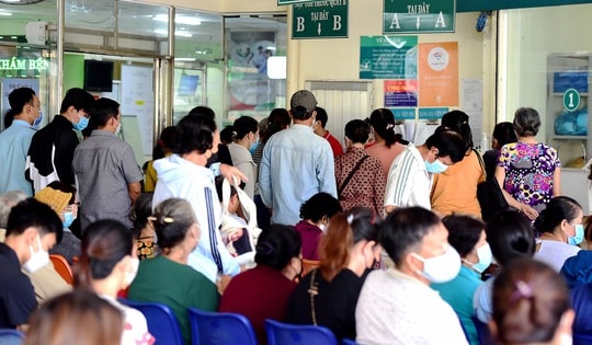 Tự mua thuốc bảo hiểm y tế có dễ hoàn tiền?
