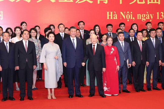 Hai Tổng Bí thư gặp mặt nhân sỹ hữu nghị, thế hệ trẻ Việt Nam-Trung Quốc