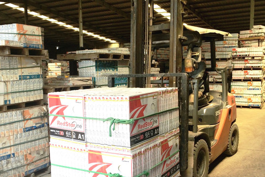 Công ty CP RedstarCera tồn kho lượng hàng lớn