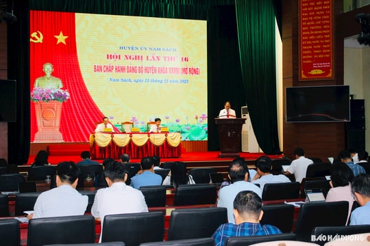 Huyện ủy Nam Sách kết nạp đảng viên mới vượt 12,7% kế hoạch