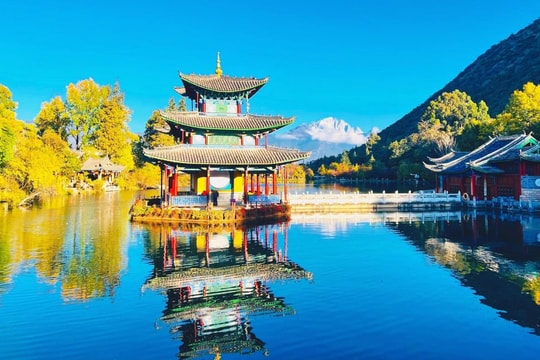Kỳ vọng Trung Quốc nới thêm visa cho khách Việt