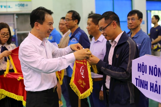 Khối thi đua MTTQ và các tổ chức chính trị - xã hội tỉnh thi đấu thể thao