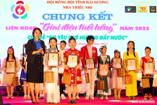 Học sinh Tứ Kỳ và Kinh Môn giành giải nhất Liên hoan “Giai điệu tuổi hồng"