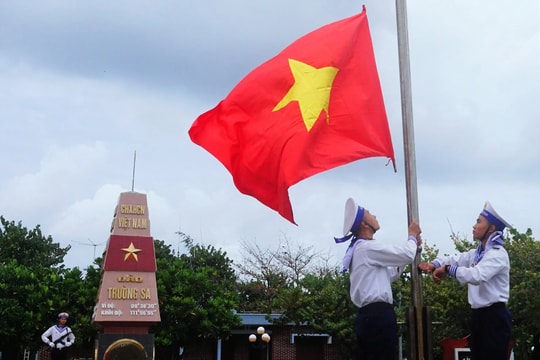Tổ quốc ở Trường Sa