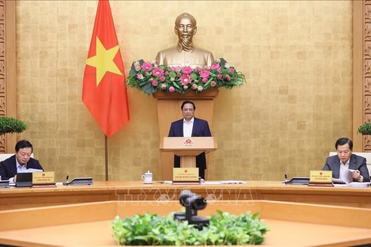Nhất quán mục tiêu ưu tiên thúc đẩy tăng trưởng gắn với giữ vững ổn định kinh tế vĩ mô