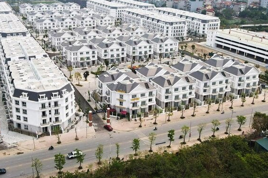 Vì sao doanh nghiệp không hạ giá bất động sản?