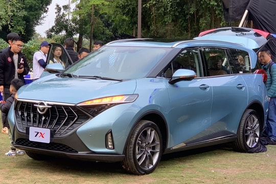 Xe Trung Quốc Haima vào Việt Nam giá cao ngỡ ngàng