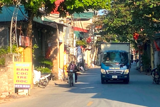 Huyện ủy Cẩm Giàng chỉ đạo tăng cường xử lý vi phạm hành lang an toàn giao thông