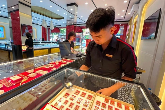 Sáng nay, mỗi lượng vàng SJC ở Hải Dương vượt mốc 77 triệu đồng