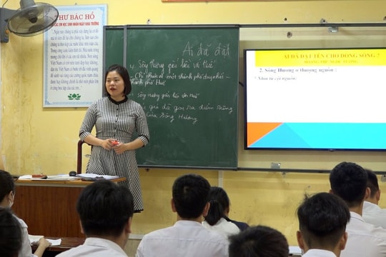 Chí Linh nhất đồng đội kỳ thi học sinh giỏi lớp 12 giáo dục thường xuyên