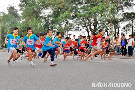 Thời tiết ấm lên trước giờ khai mạc Giải việt dã Báo Hải Dương
