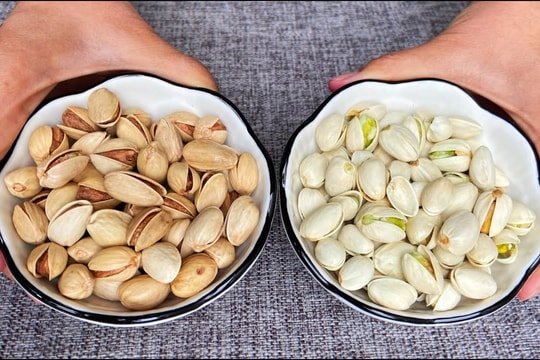 Nên mua hạt dẻ cười vỏ vàng hay trắng?