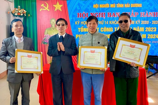 Các cấp Hội Người mù đạt doanh thu gần 9 tỷ đồng