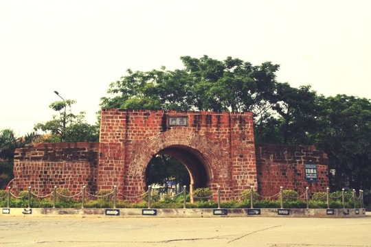 Cà phê một mình ở Thành Tuyên