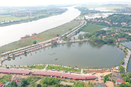 Dòng sông dậy sóng: Bài 1 - Vạn Kiếp oai hùng