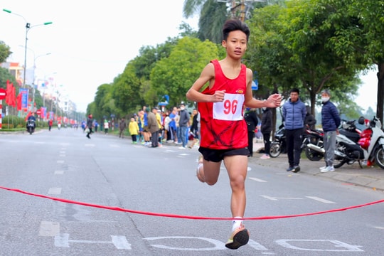 Những "vận động viên vàng" tại Giải việt dã Báo Hải Dương