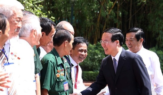 Chủ tịch nước ký quyết định tặng quà người có công dịp Tết Nguyên đán 2024