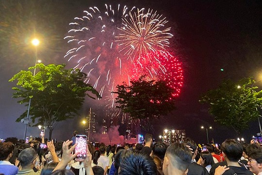 Chí Linh sẽ bắn pháo hoa đêm giao thừa