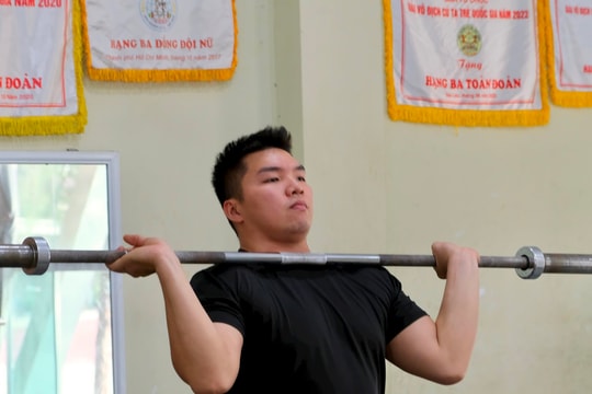 Trần Đình Thắng "gánh" cử tạ Hải Dương