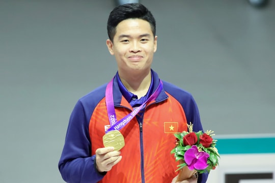 Vượt Nguyễn Thị Oanh, Phạm Quang Huy thắng giải vận động viên tiêu biểu toàn quốc 2023