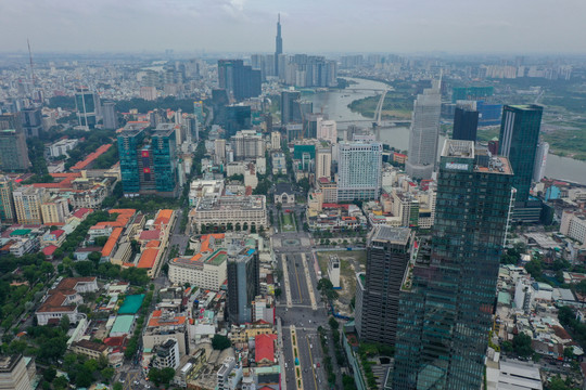 Gần 1.300 doanh nghiệp địa ốc đóng cửa năm 2023