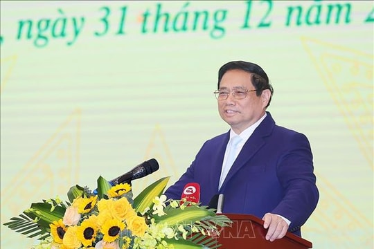 Xây dựng đội ngũ cán bộ đủ năng lực cho nhiệm vụ liên quan đến đất đai, tài nguyên, khoáng sản