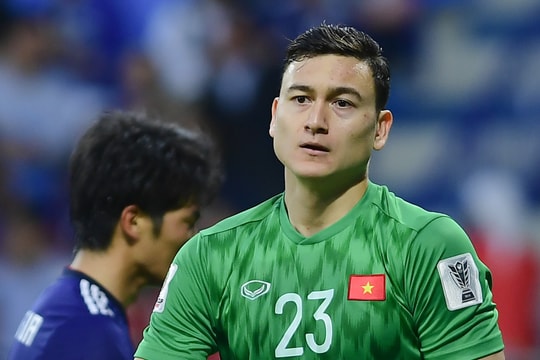 Đặng Văn Lâm lỡ Asian Cup 2023