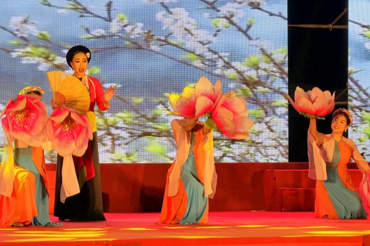 Hấp dẫn Chương trình nghệ thuật chào năm mới tại Quảng trường Trung tâm Văn hóa Xứ Đông