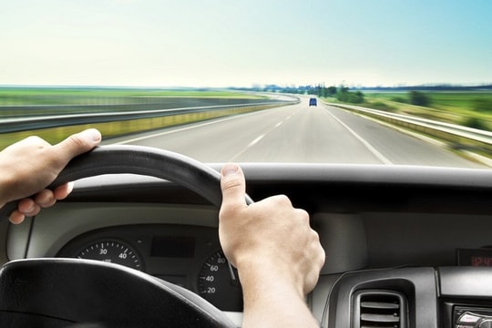 Kinh nghiệm căn đường cực chuẩn khi lái ô tô