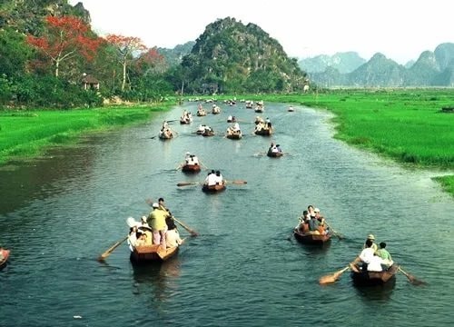 Đò qua bến Đục 