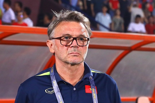  Huấn luyện viên Troussier loại 20 cầu thủ, trực tiếp công bố danh sách tuyển Việt Nam