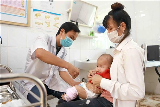 Sẽ có thêm khoảng 2,8 triệu liều vaccine 5 trong 1