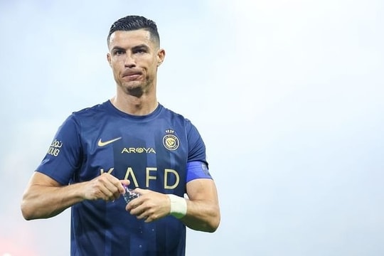 Ronaldo vắng bóng trong đội hình tiêu biểu IFFHS