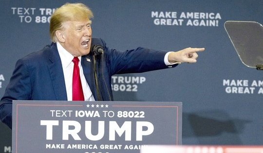 Tòa Mỹ tranh cãi về tư cách tranh cử của ông Trump