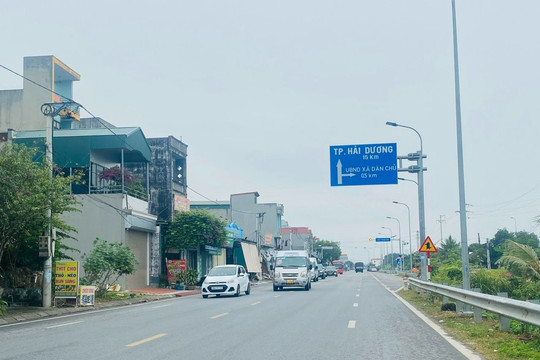 Tứ Kỳ hoàn thành chi trả bồi thường, hỗ trợ 12 hộ dân ở xã Dân Chủ