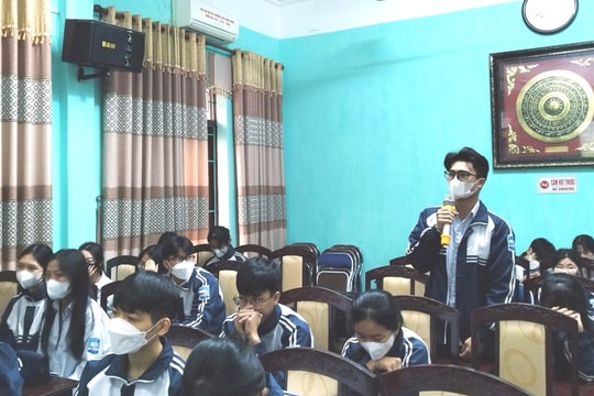 Nâng cao kiến thức pháp luật cho học sinh Trường THPT Bình Giang