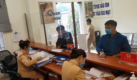 Bị phạt vi phạm hành chính, có được đóng "góp" nhiều lần không?