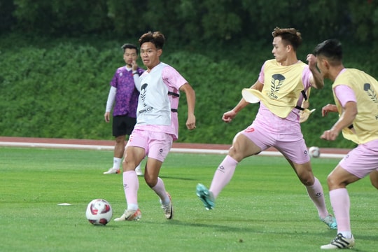 Huấn luyện viên Troussier loại bốn tuyển thủ trước Asian Cup 2023