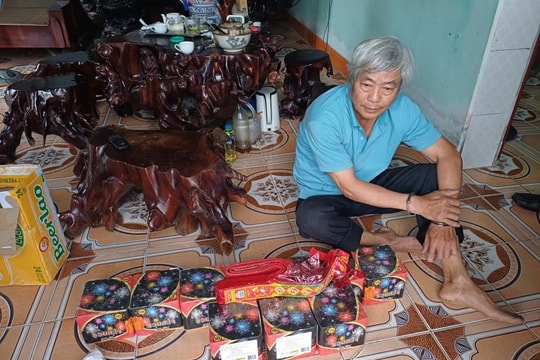 U70 tàng trữ hơn 14 kg pháo nổ và pháo hoa nổ để "chơi" Tết